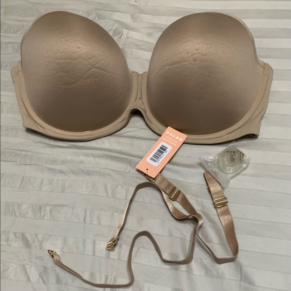 Third Love strapless beige bra with straps both beige and clear!!
